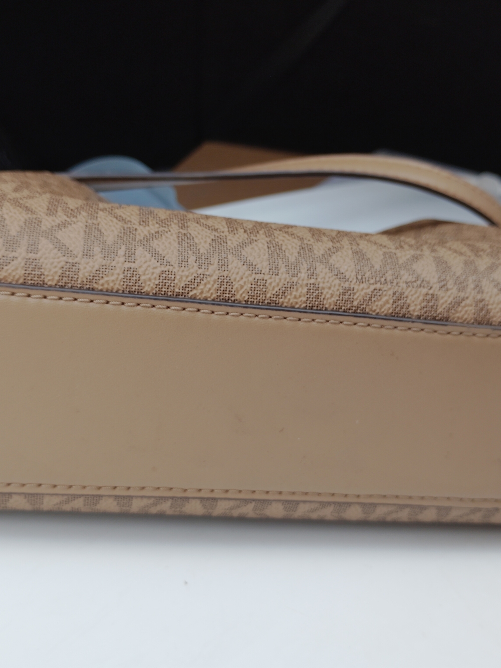 Michael Kors Jet Set Tan Signature Crossbody Bag - Picture 7 of 7